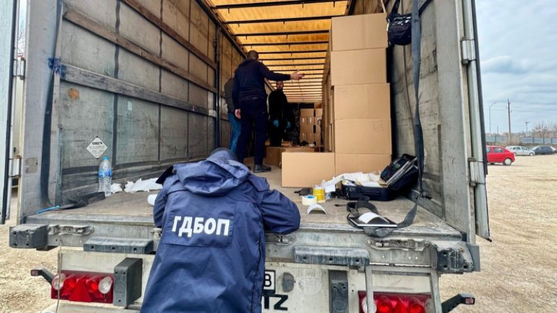 ГДБОП предотврати износ на цигари без бандерол 700 000 евро към Румъния